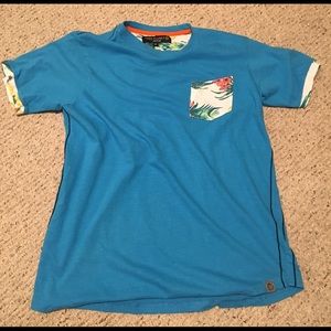 Mens T-shirt with Hawaiian print trim